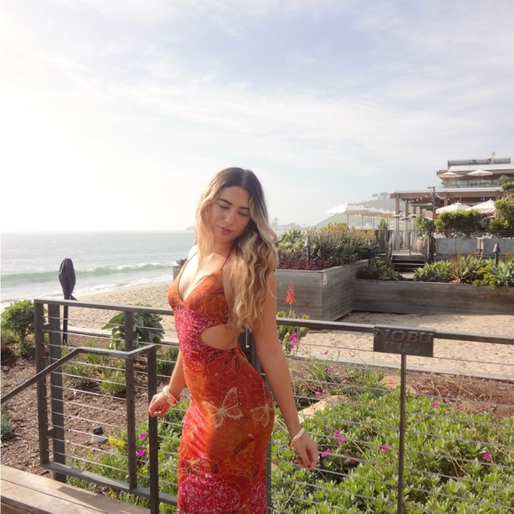 Outcast Dress - Picture 2 of 2